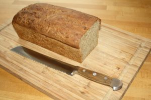 bread-knife-529238_1280-1024x682